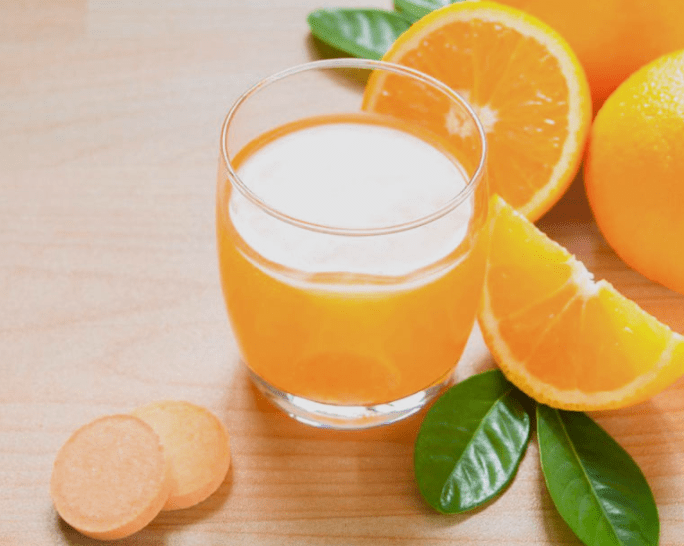 Có nên uống vitamin C vào ban đêm không?
