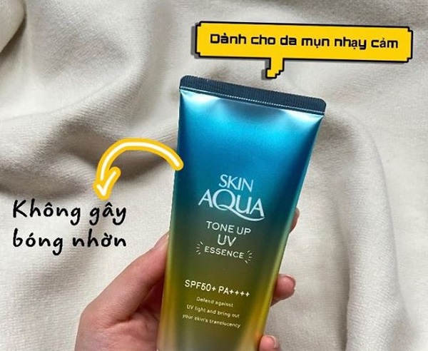 Kem chống nắng Skin Aqua - Dòng ESSENCE